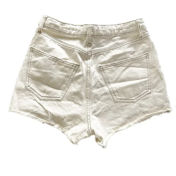 WILD FABLE Women's Super-High Rise Cut-Off Jean Shorts - Size 4 - Picture 7 of 10